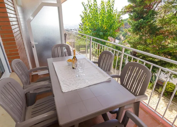 Club Villamar - Briana Lloret de Mar